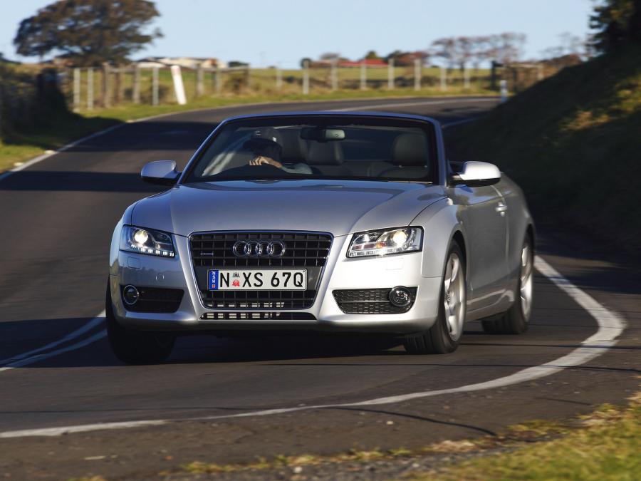  Audi A5 Cabriolet 2.0T 2009 года  (AU) (фото 7 из 22)
